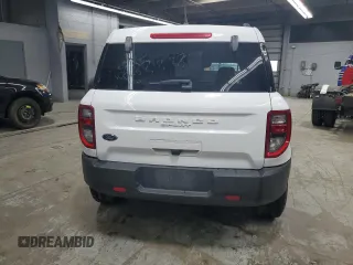 2024 Ford Bronco Sport Big Bend z VIN 3FMCR9B65RRE26915, wystawiony jako Copart lot #57317455 z przebiegiem 34 575 mil mil oraz Szkoda całkowita • Salvage title. Historia ofert i sprzedaży dostępna na DreamBid. Obrazek 6.