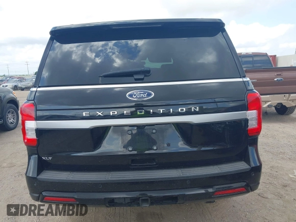 2022 Ford Expedition XLT with VIN 1FMJU1HT1NEA48772, listed as a IAAI auction lot 42442514 with 33,585 mi miles and . Bid and sale history available at DreamBid. Image 17.