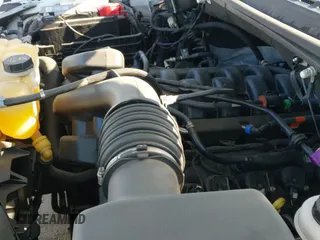 2019 Ford F-150 XL с VIN 1FTMF1C55KKF28511, выставлен на аукционе IAAI как лот 41255476 с пробегом 26 638 миль миль и . История ставок и продаж доступна на DreamBid. Изображение 19.