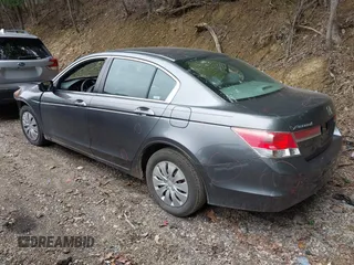 2011 Honda Accord LX z VIN 1HGCP2F33BA025110, wystawiony jako IAAI lot #42342122 z przebiegiem 149 462 mil mil oraz . Historia ofert i sprzedaży dostępna na DreamBid. Obrazek 3.