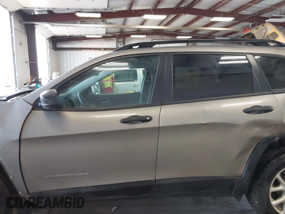 2017 Jeep Cherokee Sport with VIN 1C4PJMAB2HW537884, listed as a IAAI auction lot 42415829 with 89,451 mi miles and . Bid and sale history available at DreamBid. Image 14.