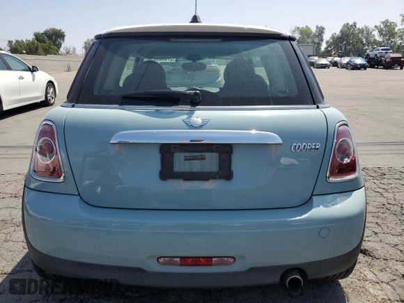 2012 MINI Hardtop with VIN WMWSU3C51CT543931, listed as a Copart auction lot 57533695 with 89,206 mi miles and Clean Title. Bid and sale history available at DreamBid. Image 6.