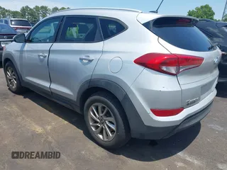 2016 Hyundai Tucson SE z VIN KM8J3CA40GU123598, wystawiony jako IAAI lot #42352806 z przebiegiem 95 622 mil mil oraz . Historia ofert i sprzedaży dostępna na DreamBid. Obrazek 3.