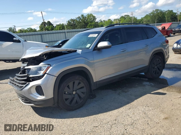 2024 Volkswagen Atlas SE z VIN 1V2JR2CA6RC538030, wystawiony jako Copart lot #58505685 z przebiegiem 32 613 mil mil oraz Szkoda całkowita • Salvage title. Historia ofert i sprzedaży dostępna na DreamBid. Obrazek 1.