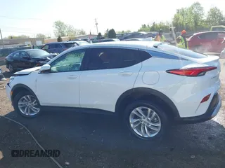 2024 Buick Envista Preferred with VIN KL47LAE21RB041318, listed as a IAAI auction lot 42145509 with 24,316 mi miles and . Bid and sale history available at DreamBid. Image 14.
