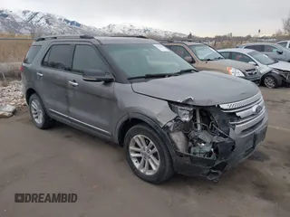 2011 Ford Explorer XLT with VIN 1FMHK8D84BGA89749, listed as a IAAI auction lot 41409288 with 171,938 mi miles and . Bid and sale history available at carsss.com. Image 1.