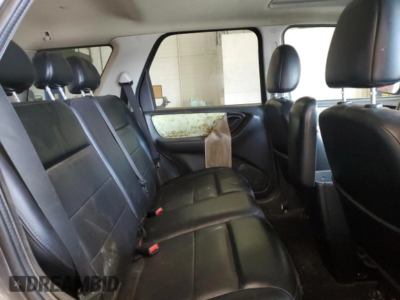2005 Ford Escape Limited with VIN 1FMCU94125KD16158, listed as a Copart auction lot 62186025 with 213,370 mi miles and Salvage title. Bid and sale history available at DreamBid. Image 11.