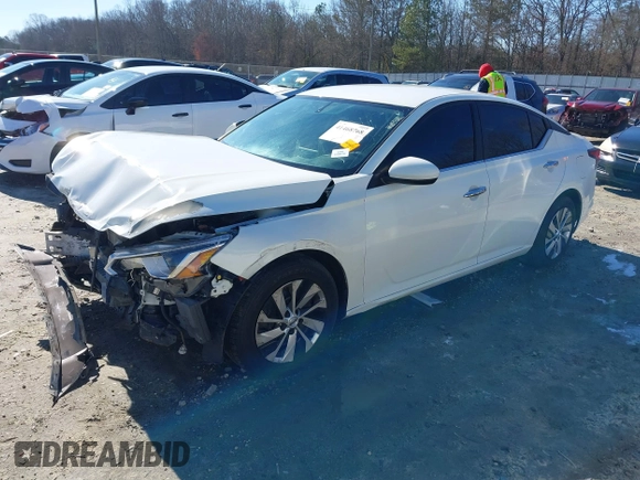 2020 Nissan Altima 2.5 S with VIN 1N4BL4BV2LN313211, listed as a IAAI auction lot 41468768 with 160,940 mi miles. Bid and sale history available at carsss.com. Image 17.