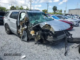 2016 Ford Explorer Sport z VIN 1FM5K8GTXGGA03127, wystawiony jako Copart lot #56862035 z przebiegiem Nie podano mil oraz Szkoda całkowita • Salvage title. Historia ofert i sprzedaży dostępna na DreamBid. Obrazek 4.