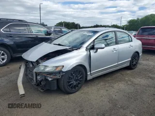 2009 Honda Civic LX z VIN 1HGFA16529L027844, wystawiony jako Copart lot #57383525 z przebiegiem 147 542 mil mil oraz Szkoda całkowita • Salvage title. Historia ofert i sprzedaży dostępna na DreamBid. Obrazek 1.