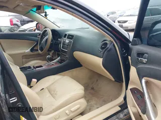 2006 Lexus IS 250 Manual with VIN JTHBK262765000451, listed as a IAAI auction lot 41952286 with 86,447 mi miles. Bid and sale history available at carsss.com. Image 5.