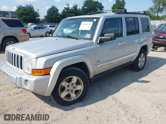 2006 Jeep Commander z VIN 1J8HG48K76C337700, wystawiony jako IAAI lot #42869420 z przebiegiem 193 609 mil mil oraz . Historia ofert i sprzedaży dostępna na DreamBid. Obrazek 2.