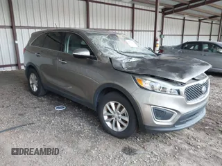 2017 Kia Sorento LX with VIN 5XYPG4A32HG288216, listed as a IAAI auction lot 40577315 with 76,934 mi miles. Bid and sale history available at carsss.com. Image 1.