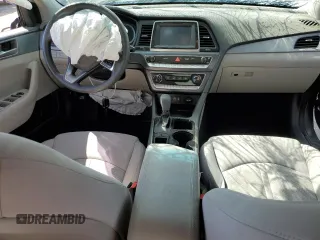 2018 Hyundai Sonata SE with VIN 5NPE24AF2JH631783, listed as a Copart auction lot 50821925 with 84,714 mi miles and Salvage Title. Bid and sale history available at DreamBid. Image 8.
