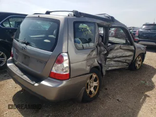 2006 Subaru Forester 2.5 X with VIN JF1SG63636H737054, listed as a Copart auction lot 56208014 with 159,749 mi miles and Non Repairable. Bid and sale history available at carsss.com. Image 3.