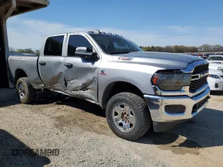 2020 Ram 2500 Tradesman with VIN 3C6UR5CL7LG145991, listed as a Copart auction lot 50692935 with 33,619 mi miles and Salvage Title. Bid and sale history available at carsss.com. Image 4.