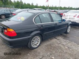 2000 BMW 3 Series 328i with VIN WBAAM5341YFR17507, listed as a IAAI auction lot 42434564 with 137,424 mi miles and . Bid and sale history available at DreamBid. Image 4.