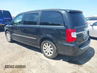 2014 Chrysler Town & Country Touring z VIN 2C4RC1BG2ER348099, wystawiony jako IAAI lot #42411961 z przebiegiem 249 144 mil mil oraz . Historia ofert i sprzedaży dostępna na DreamBid. Obrazek 3.