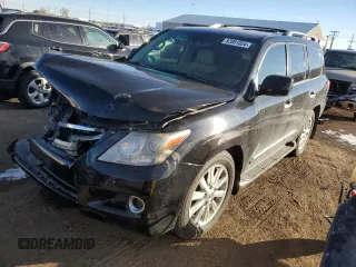 2010 Lexus LX 570 z VIN JTJHY7AX8A4053858, wystawiony jako Copart lot #82881024 z przebiegiem 100 741 mil mil oraz Szkoda całkowita • Salvage title. Historia ofert i sprzedaży dostępna na DreamBid. Obrazek 1.