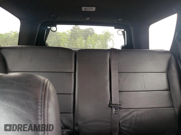 2010 Ford Escape Limited с VIN 1FMCU9EG9AKC45750, выставлен на аукционе Copart как лот 53229405 с пробегом 175 285 миль миль и Списание • Salvage title. История ставок и продаж доступна на DreamBid. Изображение 10.