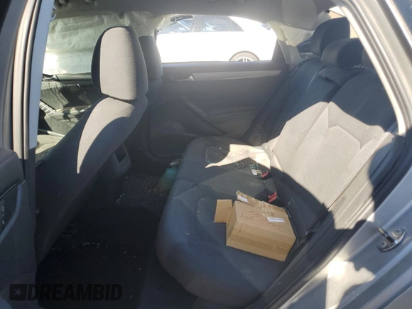 2013 Volkswagen Passat S z VIN 1VWAP7A31DC140626, wystawiony jako Copart lot #89140965 z przebiegiem 17 328 mil mil oraz Szkoda całkowita • Salvage title. Historia ofert i sprzedaży dostępna na DreamBid. Obrazek 10.