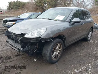 2014 Porsche Cayenne with VIN WP1AA2A24ELA05204, listed as a IAAI auction lot 41452829 with 179,285 mi miles and . Bid and sale history available at DreamBid. Image 19.