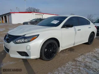 2018 Nissan Altima 2.5 SL with VIN 1N4AL3AP9JC299809, listed as a IAAI auction lot 41363780 with 33,507 mi miles. Bid and sale history available at carsss.com. Image 2.