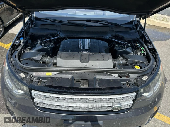 2018 Land Rover Discovery HSE Luxury with VIN SALRT2RV8JA050660, listed as a Copart auction lot 55436665 with 161,648 mi miles and Clean Title. Bid and sale history available at carsss.com. Image 9.