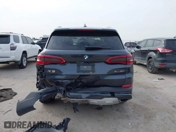 2019 BMW X5 xDrive40i with VIN 5UXCR6C59KLL08488, listed as a IAAI auction lot 41724824 with 57,334 mi miles. Bid and sale history available at carsss.com. Image 16.