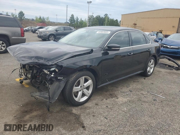 2013 Volkswagen Passat SE z VIN 1VWBH7A37DC110614, wystawiony jako Copart lot #55903665 z przebiegiem 121 117 mil mil oraz Szkoda całkowita • Salvage title. Historia ofert i sprzedaży dostępna na DreamBid. Obrazek 1.