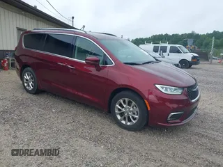 2021 Chrysler Pacifica Touring L z VIN 2C4RC1BG4MR578113, wystawiony jako IAAI lot #42276291 z przebiegiem 4 216 mil mil oraz . Historia ofert i sprzedaży dostępna na DreamBid. Obrazek 1.