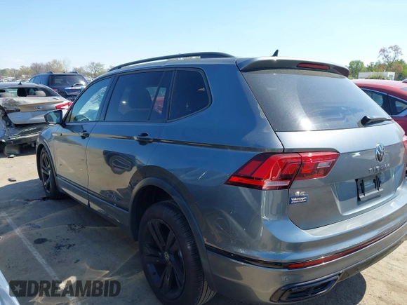 2024 Volkswagen Tiguan SE R-Line Black с VIN 3VVCB7AX2RM010794, выставлен на аукционе IAAI как лот 41894596 с пробегом 25 136 миль миль и . История ставок и продаж доступна на DreamBid. Изображение 14.