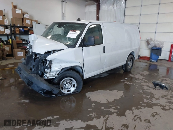 2020 Chevrolet Express Cargo Van with VIN 1GCWGAFGXL1252823, listed as a IAAI auction lot 41536004 with 1 mi miles. Bid and sale history available at carsss.com. Image 18.