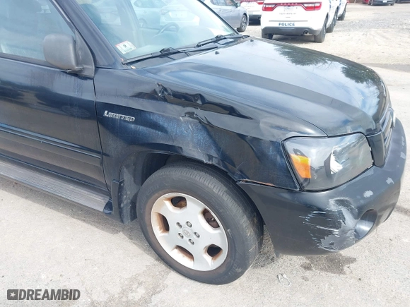 2004 Toyota Highlander with VIN JTEEP21A740003967, listed as a IAAI auction lot 41835429 with 220,906 mi miles. Bid and sale history available at carsss.com. Image 6.