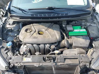 2016 Hyundai Elantra SE with VIN 5NPDH4AE3GH707795, listed as a IAAI auction lot 42572998 with 142,774 mi miles and . Bid and sale history available at DreamBid. Image 10.