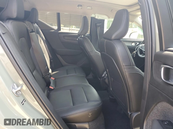 2025 Volvo XC40 Plus Bright Theme with VIN YV4L12UE9S2601455, listed as a Copart auction lot 60730115 with 1,344 mi miles and Non repairable. Bid and sale history available at DreamBid. Image 11.
