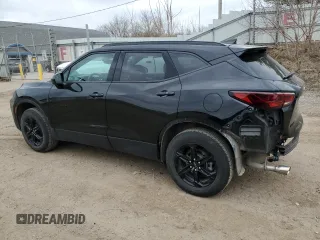 2023 Chevrolet Blazer LT z VIN 3GNKBCR48PS103722, wystawiony jako Copart lot #49377625 z przebiegiem 26 157 mil mil oraz Czysty tytuł • Clean title. Historia ofert i sprzedaży dostępna na DreamBid. Obrazek 2.