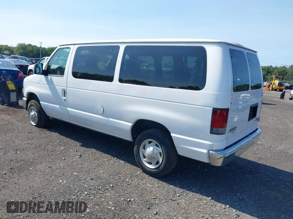 2012 Ford Econoline Passenger XL with VIN 1FBNE3BL1CDA45143, listed as a IAAI auction lot 40248086 with 83,034 mi miles. Bid and sale history available at carsss.com. Image 3.