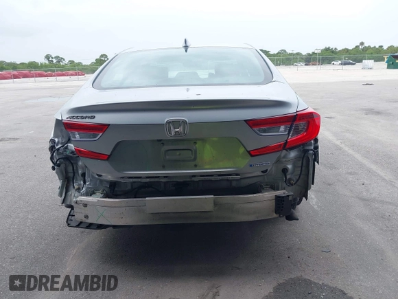 2019 Honda Accord EX-L z VIN 1HGCV3F50KA017933, wystawiony jako IAAI lot #42442222 z przebiegiem 210 062 mil mil oraz . Historia ofert i sprzedaży dostępna na DreamBid. Obrazek 6.