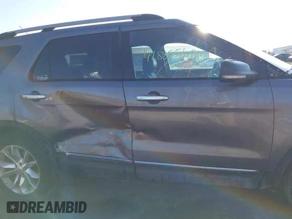 2013 Ford Explorer XLT with VIN 1FM5K8D87DGA83482, listed as a IAAI auction lot 41885560 with 178,831 mi miles and . Bid and sale history available at carsss.com. Image 13.