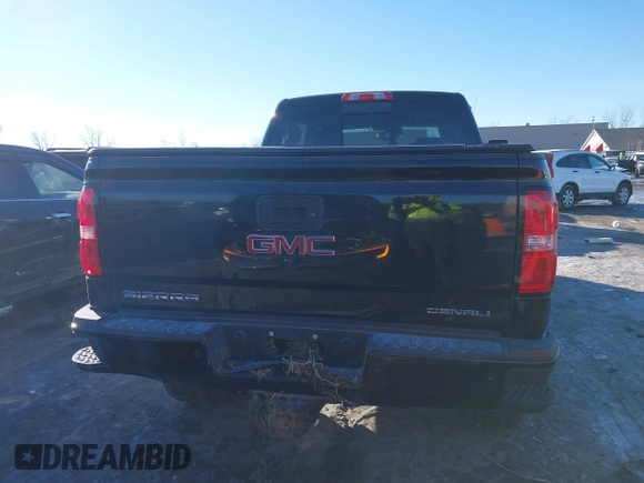 2019 GMC Sierra 2500HD Denali with VIN 1GT12SEYXKF224711, listed as a IAAI auction lot 41407508 with 77,158 mi miles. Bid and sale history available at carsss.com. Image 16.
