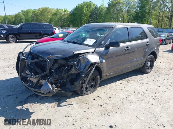 2017 Ford Police Interceptor Utility z VIN 1FM5K8ARXHGC56544, wystawiony jako IAAI lot #41975462 z przebiegiem 183 151 mil mil oraz . Historia ofert i sprzedaży dostępna na DreamBid. Obrazek 17.