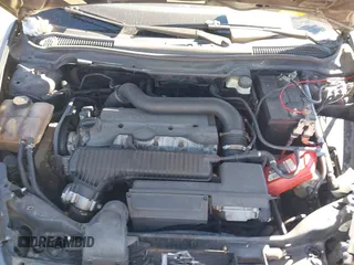 2005 Volvo S40 with VIN YV1MS682952077556, listed as a IAAI auction lot 41664901 with 1 mi miles. Bid and sale history available at carsss.com. Image 10.
