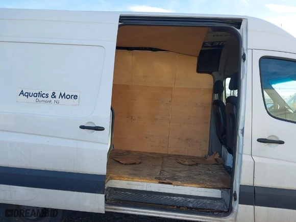 2018 Mercedes-Benz Sprinter Cargo Van Worker with VIN WD3PE7CD0JP602276, listed as a IAAI auction lot 41574322 with NaN miles. Bid and sale history available at carsss.com. Image 8.