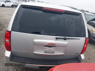 2010 Chevrolet Suburban LS with VIN 1GNUKHE37AR193670, listed as a IAAI auction lot 41415863 with 213,371 mi miles and . Bid and sale history available at DreamBid. Image 15.
