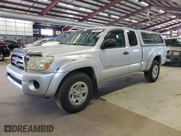 2010 Toyota Tacoma z VIN 5TEUX4ENXAZ682833, wystawiony jako Copart lot #58888265 z przebiegiem 140 837 mil mil oraz Czysty tytuł • Clean title. Historia ofert i sprzedaży dostępna na DreamBid. Obrazek 1.