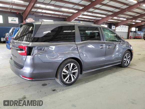 2022 Honda Odyssey Touring with VIN 5FNRL6H83NB061024, listed as a Copart auction lot 55073695 with 31,440 mi miles and Salvage title. Bid and sale history available at DreamBid. Image 3.
