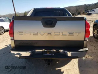 2006 Chevrolet Avalanche Z66 with VIN 3GNEC12ZX6G134153, listed as a Copart auction lot 43323195 with 223,582 mi miles and Salvage title. Bid and sale history available at DreamBid. Image 6.