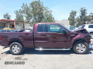 2004 Ford F-150 XL z VIN 1FTPX12514NA00560, wystawiony jako IAAI lot #42261569 z przebiegiem 189 438 mil mil oraz . Historia ofert i sprzedaży dostępna na DreamBid. Obrazek 13.