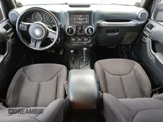 2013 Jeep Wrangler Unlimited Sport z VIN 1C4BJWDG3DL658674, wystawiony jako Copart lot #54851685 z przebiegiem 113 852 mil mil oraz Czysty tytuł • Clean title. Historia ofert i sprzedaży dostępna na DreamBid. Obrazek 8.